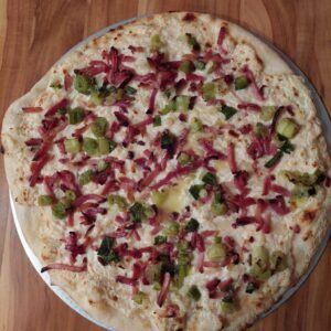 Pizza Flammkuchen mit Frühlingszwiebeln